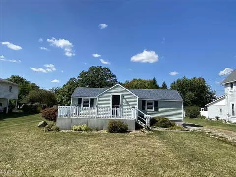534 Spangler St, Willard, OH 44890