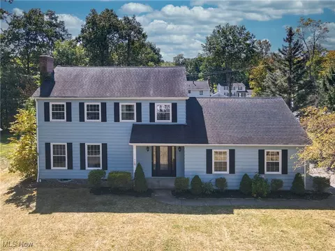 148 Colony Dr, Hudson, OH 44236