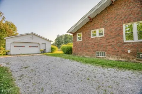 5396 W Maple Ave, Geneva, OH 44041 photo 29