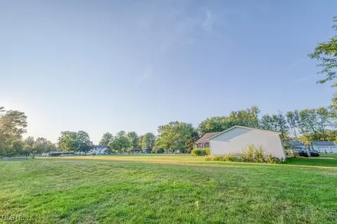 5396 W Maple Ave, Geneva, OH 44041 photo 34