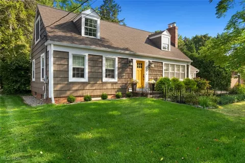 31302 Walker Rd, Bay Village, OH 44140