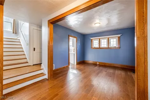 Living - 6226 Edward Ave, Ashtabula, OH 44004 photo 7 of 9