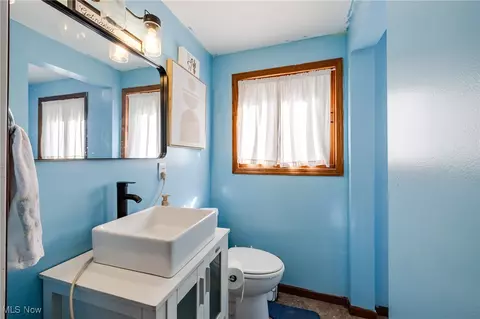 Bath - 6226 Edward Ave, Ashtabula, OH 44004 photo 1 of 3