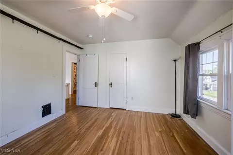 Bedroom - 6226 Edward Ave, Ashtabula, OH 44004 photo 6 of 7