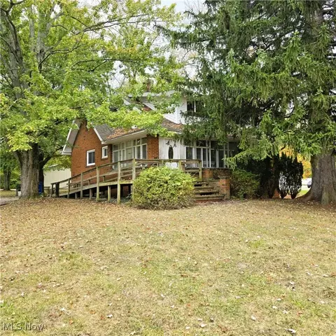 23685 Royalton Rd, Columbia Station, OH 44028