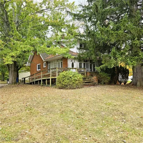23685 Royalton Rd, Columbia Station, OH 44028