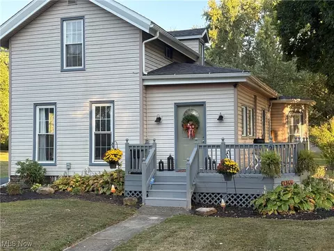 2866 Jefferson St, Rock Creek, OH 44084