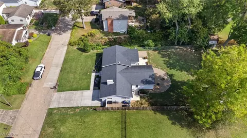 4806 7th Ave, Vienna, WV 26105 photo 5