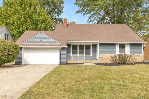 3663 Mount Laurel Rd, Cleveland Heights, OH 44121