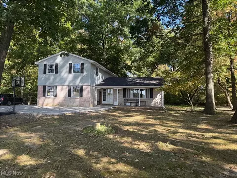 2636 Kenyon Ave NW, Massillon, OH 44647