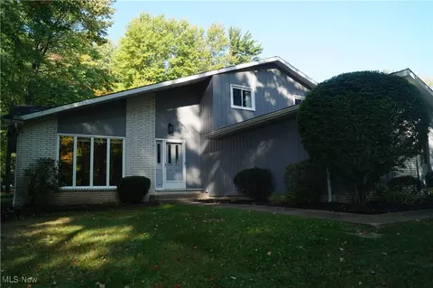 7372 Liberty Rd, Solon, OH 44139