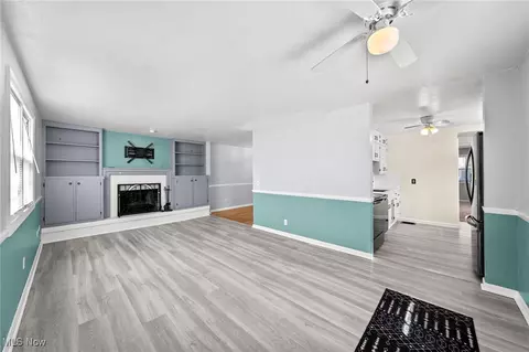 244 Olive St, Elyria, OH 44035 photo 11