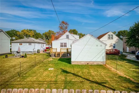 244 Olive St, Elyria, OH 44035 photo 33