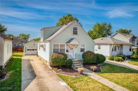 244 Olive St, Elyria, OH 44035 photo 39