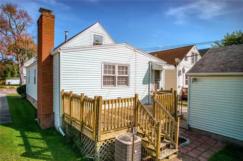 244 Olive St, Elyria, OH 44035 photo 34