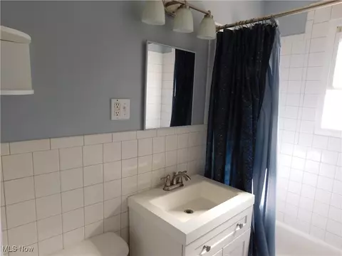 1705 Douglas Rd, Wickliffe, OH 44092 photo 8