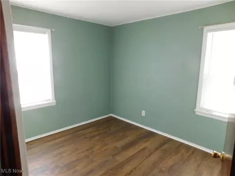 1705 Douglas Rd, Wickliffe, OH 44092 photo 7