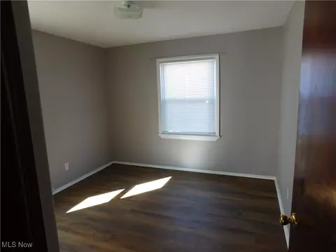 1705 Douglas Rd, Wickliffe, OH 44092 photo 11