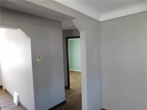 1705 Douglas Rd, Wickliffe, OH 44092 photo 5