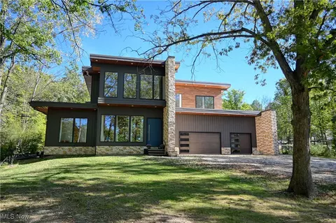 4137 Foskett Rd, Medina, OH 44256
