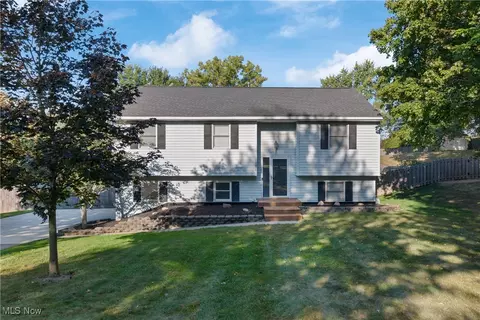 4856 Debbie Dr, Medina, OH 44256