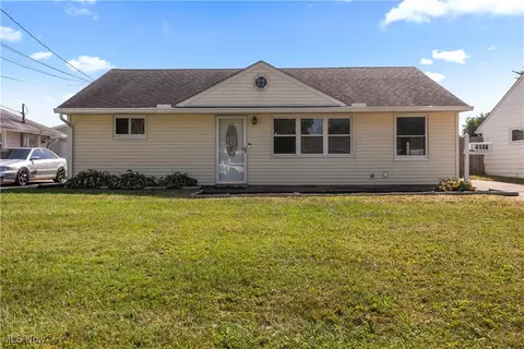 4146 Belle Ave, Sheffield Lake, OH 44054