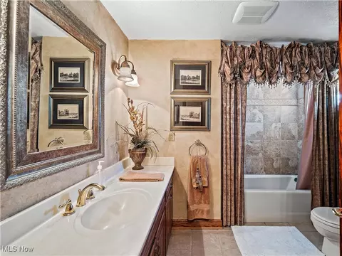 11228 Gordon Dr, Parma, OH 44130 photo 24