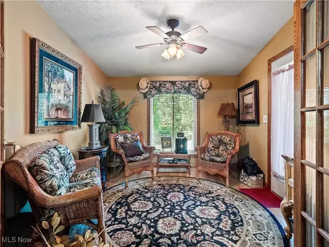 11228 Gordon Dr, Parma, OH 44130 photo 15