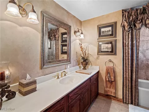 11228 Gordon Dr, Parma, OH 44130 photo 23