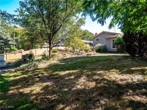 11228 Gordon Dr, Parma, OH 44130 photo 29