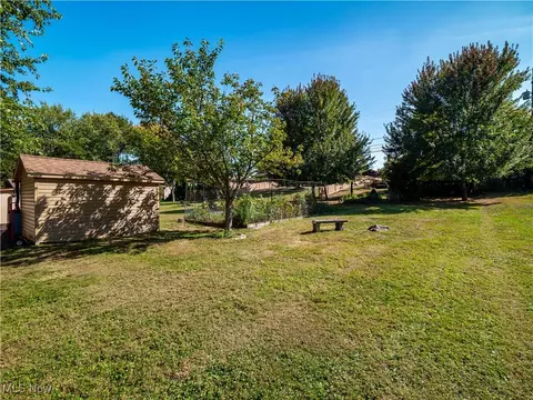 11228 Gordon Dr, Parma, OH 44130 photo 38