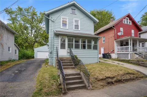 1371 Laffer Ave, Akron, OH 44305