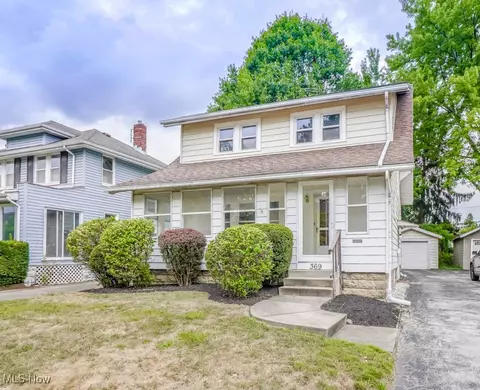 369 Mission Dr, Akron, OH 44301
