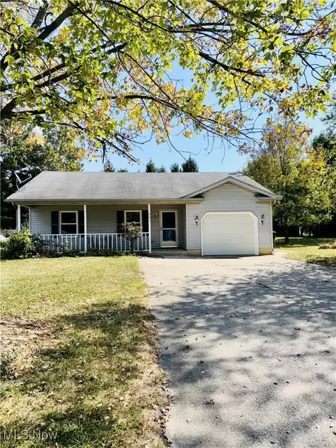 441 Morgan Ct, Lagrange, OH 44050