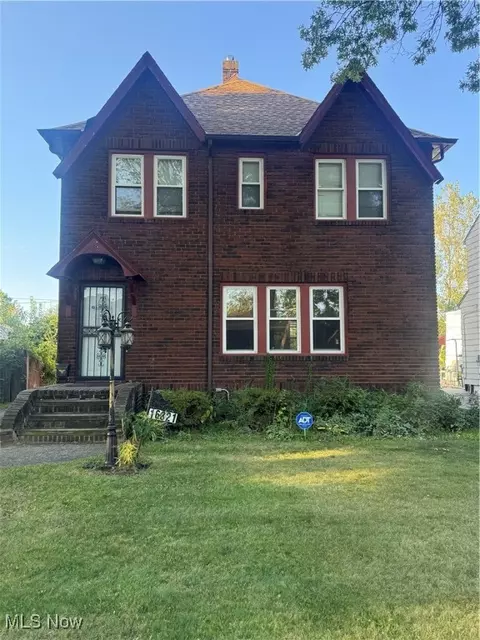 16321 Invermere Ave, Cleveland, OH 44128