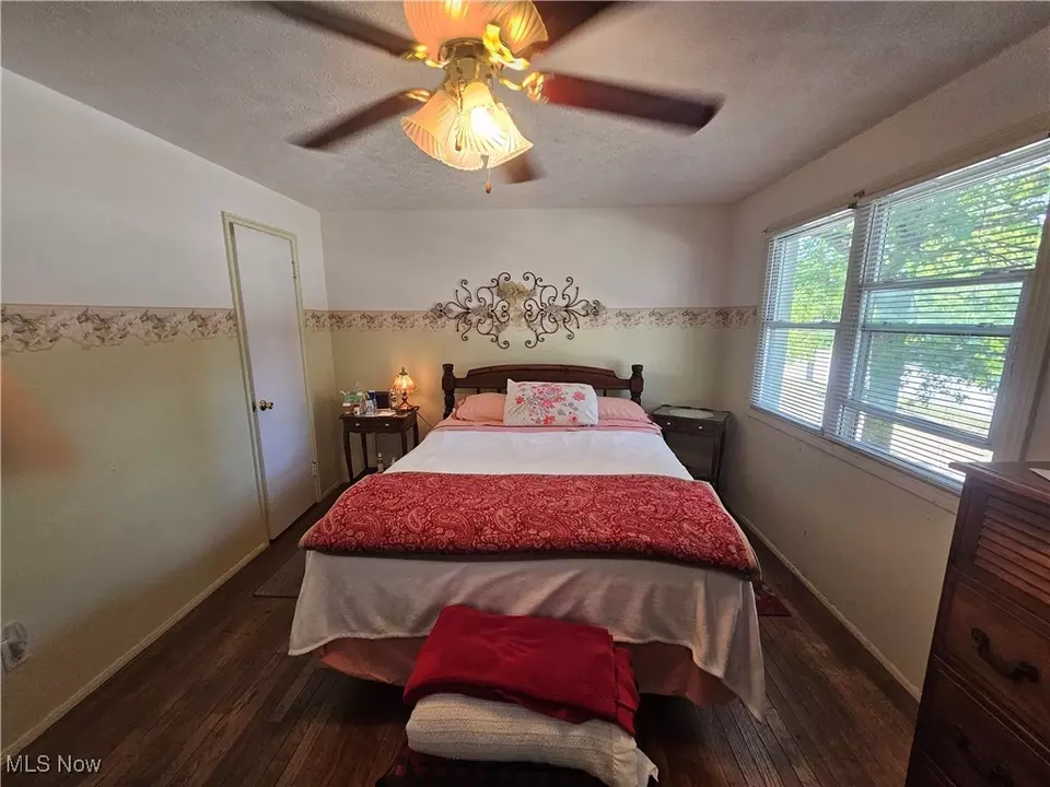 Bedroom - 6359 Old York Rd, Parma Heights, OH 44130 photo 4 of 4