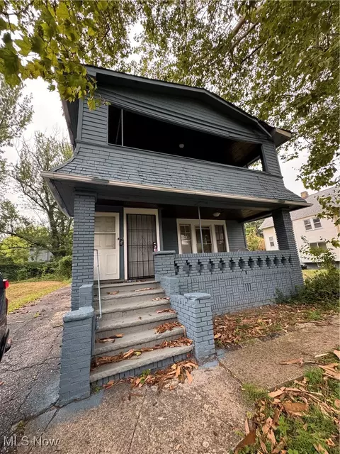 13806 Coit Rd, Cleveland, OH 44110