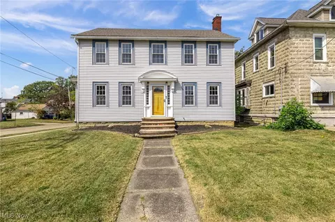 1348 W Erie Ave, Lorain, OH 44052