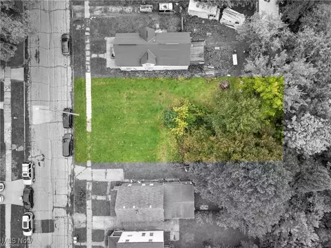 831 West 17th Street, Lorain, OH 44052