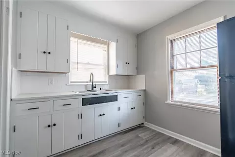 Kitchen - 418 Korman Ave NE, Massillon, OH 44646 photo 2 of 3