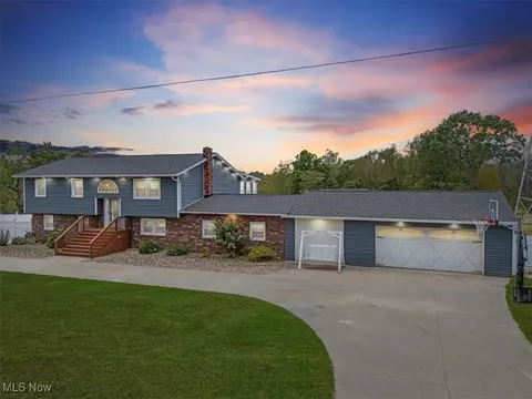 5985 Dueber Ave SW, East Sparta, OH 44626