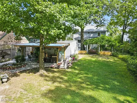 Exterior - 4566 River St, Willoughby, OH 44094 photo 5 of 8
