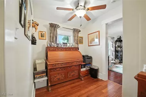 Entry Way - 4566 River St, Willoughby, OH 44094 photo 7 of 10