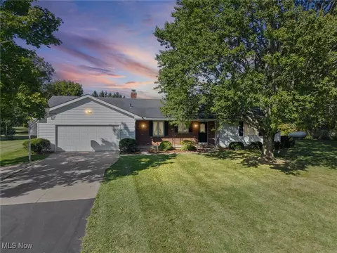6273 E Law Rd, Valley City, OH 44280