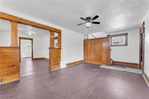 Living - 908 Dayton St, Akron, OH 44310 photo 4 of 7