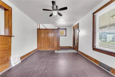 Living - 908 Dayton St, Akron, OH 44310 photo 3 of 7