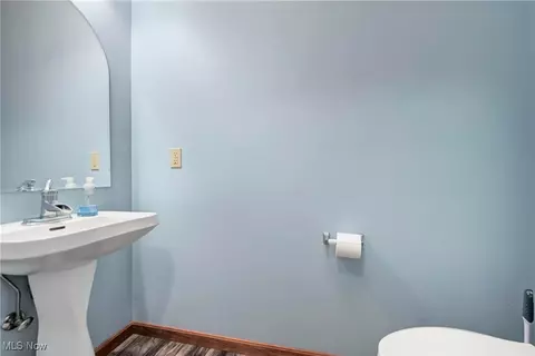 381 Alexis Dr, Elyria, OH 44035 photo 32