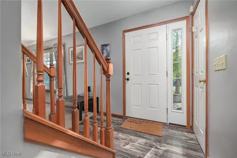 381 Alexis Dr, Elyria, OH 44035 photo 5