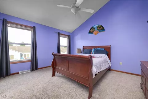 381 Alexis Dr, Elyria, OH 44035 photo 24