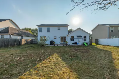381 Alexis Dr, Elyria, OH 44035 photo 38